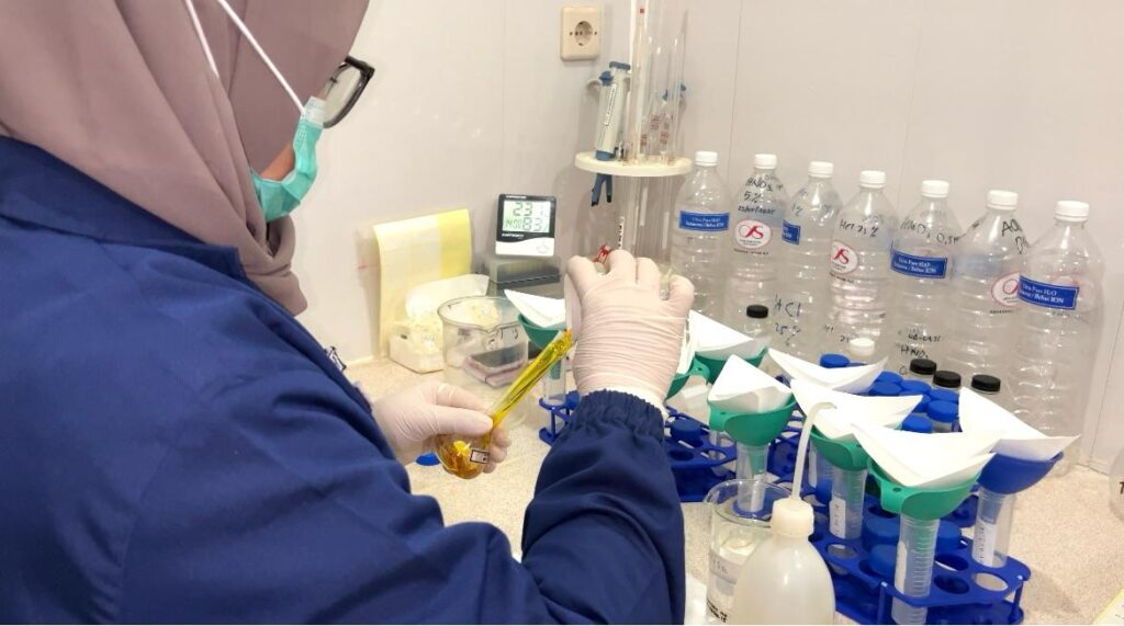 4 Acid Solution